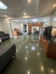 Blk 579 Hougang Avenue 4 (Hougang), HDB Executive #532824491